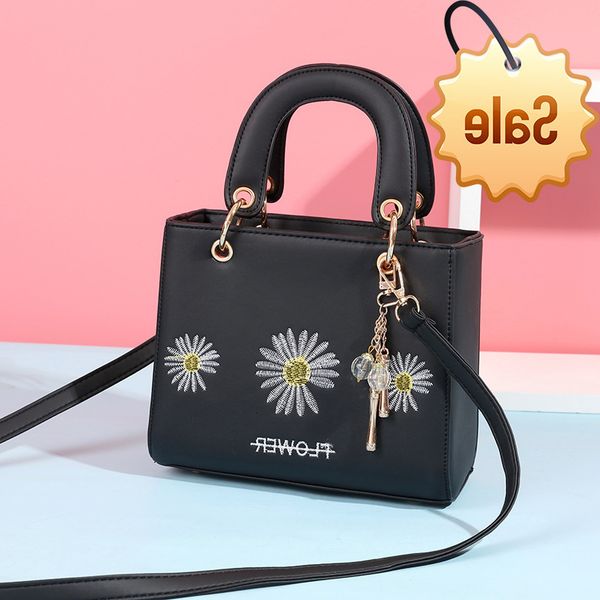 

women's 2021 new small fragrance daisy bag princess popular