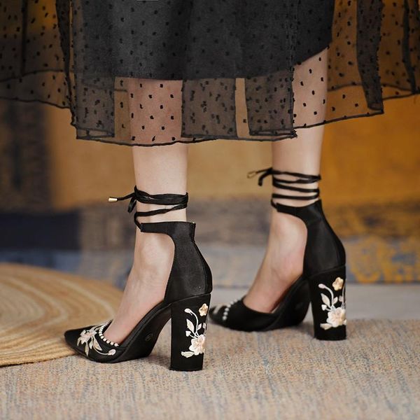 

sandals 2022 silk embroidered high heels fashion shoes woman artwork, Black