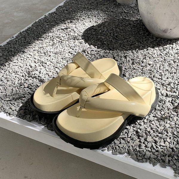 

slippers female shoes women summer rubber flip flops low platform luxury slides 2021 hawaiian beach designer rome hoof heels pu, Black