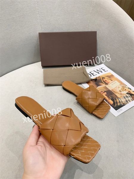 

2022 super sneakers 35-42 casual shoe with shearling handwritten lettering and crocodile-print leather sequin classi ww210502, Red;white
