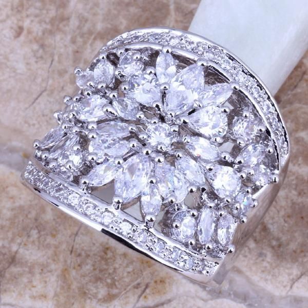 

cluster rings fantastic white cz silver plated ring size 5 / 6 7 8 9 10 11 12 s0180, Golden;silver