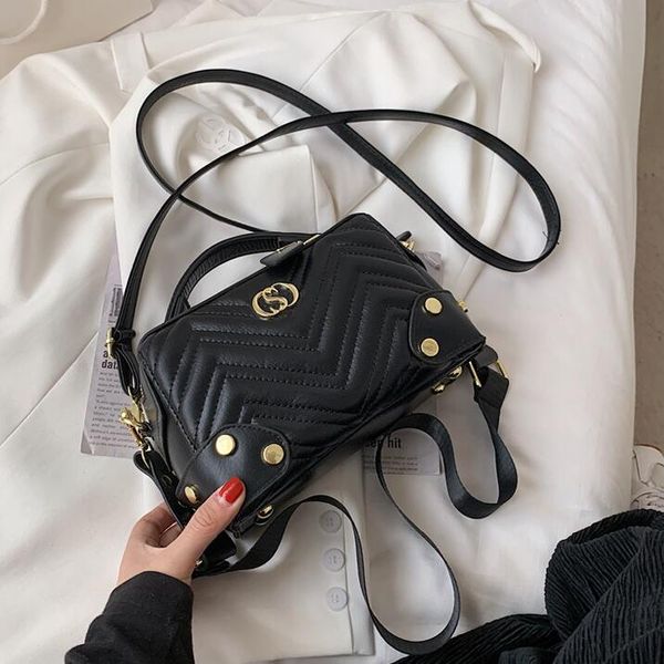 

wholesale women bag elegant atmospheric stripe handbag double zipper fashion Boston bags solid color Joker black plaid womens handbags
