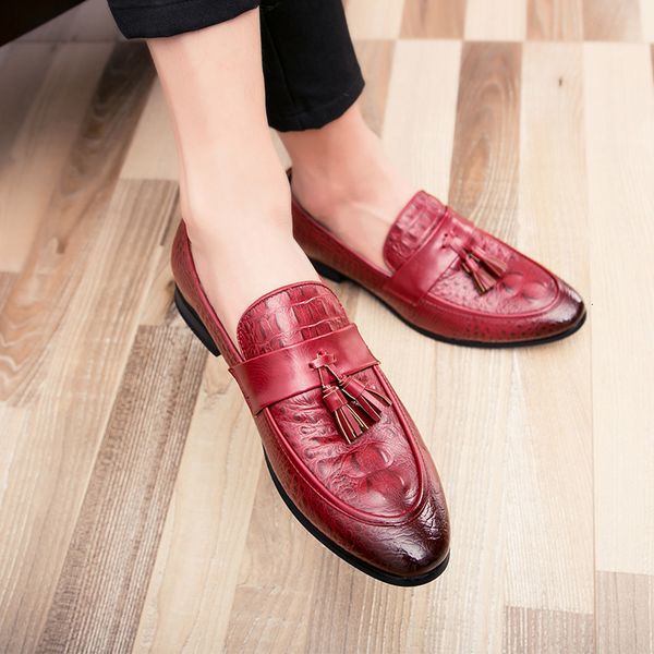 

dress shoes patent leather shoes men outdoor tassel slip on moccasins with bow tie men wedding black banquet loafers ndhk