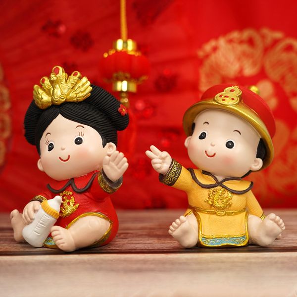 

souvenir delikai's direct camp waving dolls