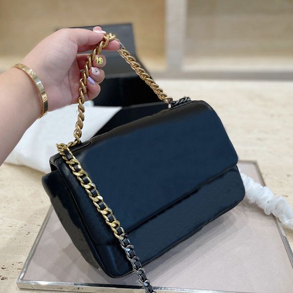 

pochette bag fashion brand designs women handbags 2021 series of classic luxury flap lamb leather 26cm and 30cm gold chain purse