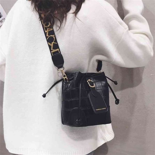 

sensual bucket women's 2020 new net red fashion shoulder bag versatile