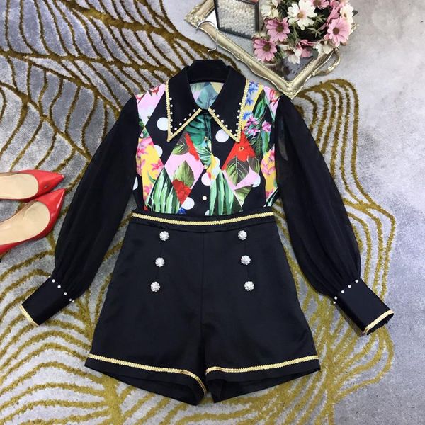 

3.20 high end women's vintage elegant lapel beading patchwork print shirt blouse and waist diamonds button shorts set tracksuits, Gray