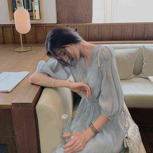 

casual dresses soft wind dr's french tencel v-neck long skirt with thin bubble sleev in spring and summer of 2022, Black;gray