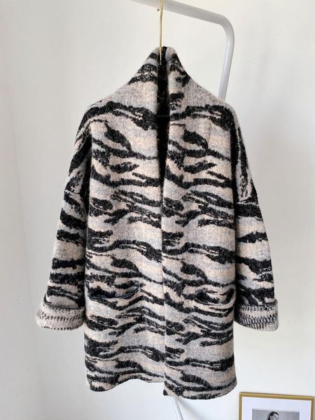 

women's wool & blends spring and autumn style v-neck long sleeve fashion all-match pocket zebra print woolen coat, Black