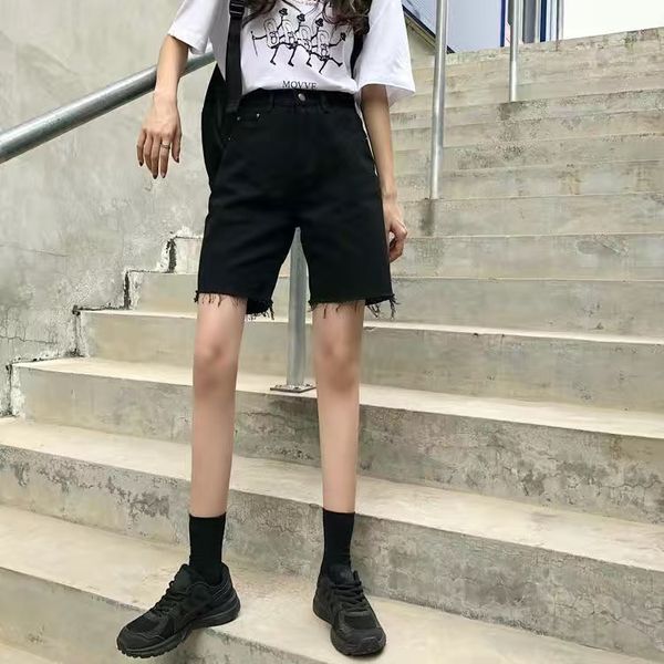 

2021 new short jeans five-point womens jeans spring and summer loose straight high waist thin hole shorts with belt, Black;white