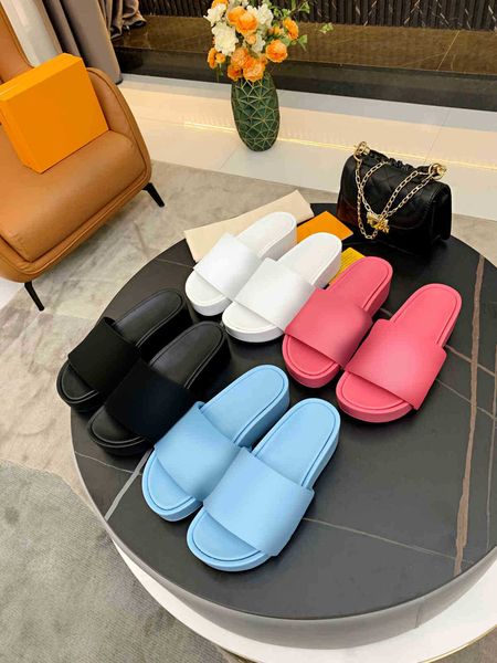 

women fashion designers flat slides slippers sandals flip flops thick bottom element elegant atmosphere, home must show the trend modify leg, Black