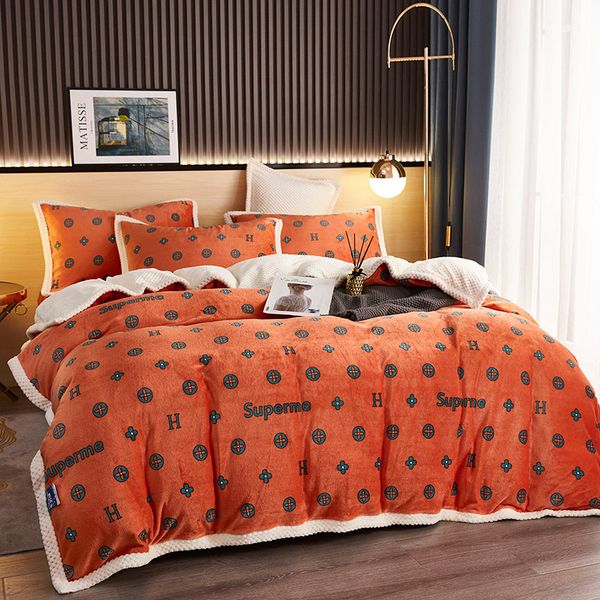 

8.3 kg milk 2021 warm winter thickened baby fleece bedding 4-piece set