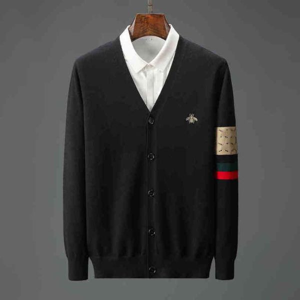

classic designer wool cardigan sweater jacket for men apparel casual jackets coat letter logo luxury brand embroidered bee sweatshirt knit t, White;black