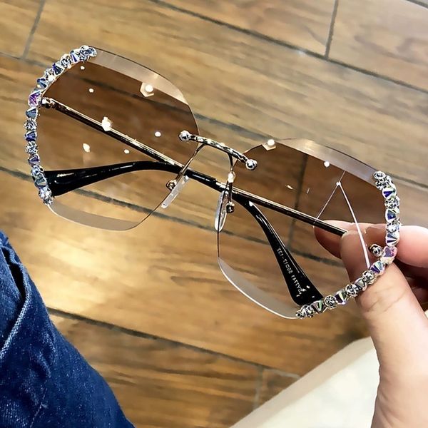

2020 vintage retro sunglasses women men 2020 fashion rimless glasses pink gradient sun glasses women uv400 shades oculos glasses wholesale, White;black