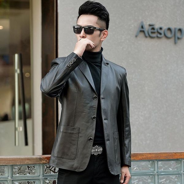 

autumn and winter haining leather coat men's head layer sheep west decoration middle aged father & faux, Black