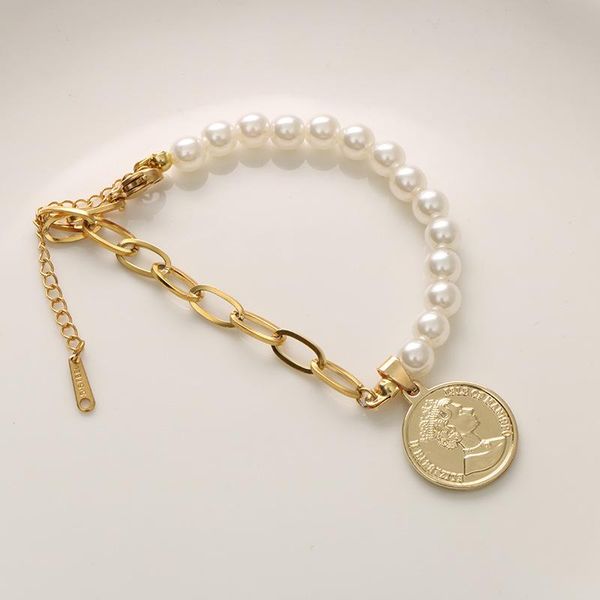 

charm bracelets fashion pearls geometric pendants bracelet for women gold round portrait chain design jewelry gift twb, Golden;silver