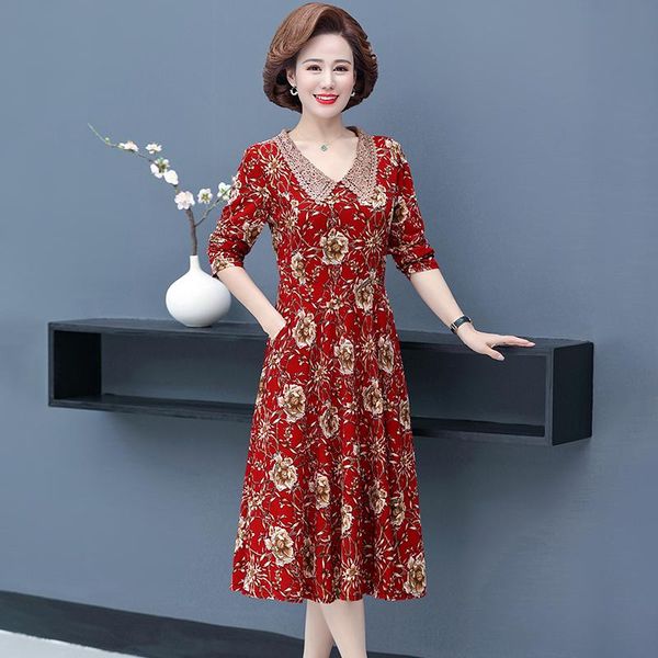 

casual dresses 2021 middle aged elegant vintage midi dress spring autumn long sleeve printing v-neck 5xl plus size vestido women bodycon, Black;gray