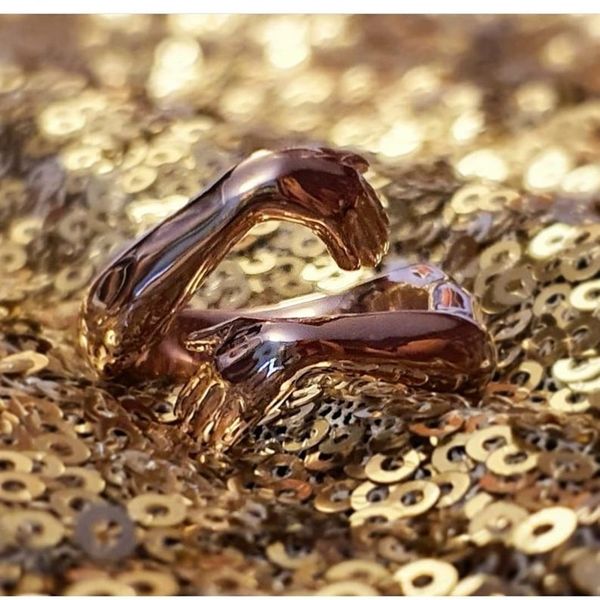 

fS9Z simple creativelovely htiktok trembling alloy b ring simple and creativelovely handtiktok gold gold ringstrembling alloy, Silver