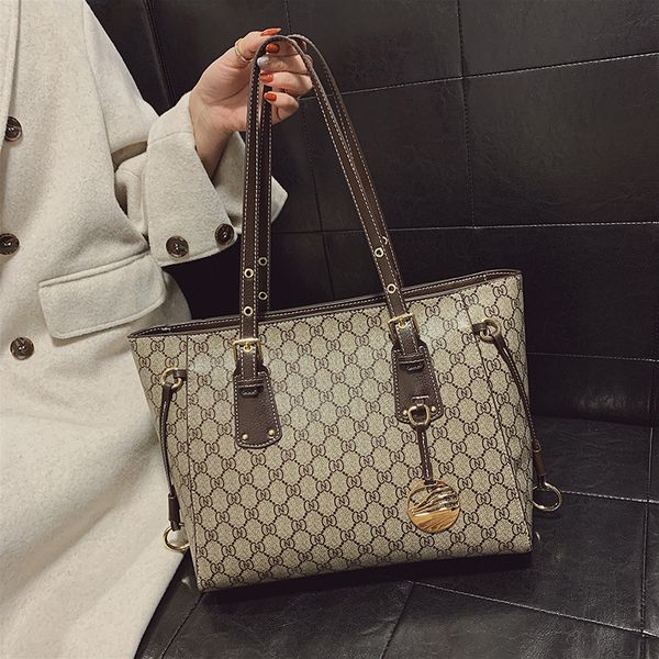 

summer women's bag new high-capacity fashion one shoulder tote bag simple portable