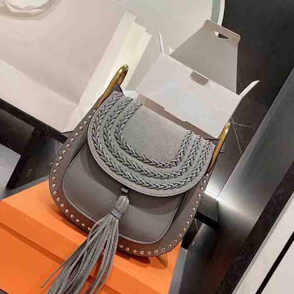 

quality tassel shoulder bag luxurys rivet cross body purse woman leather crossbody bags designers handbags with box