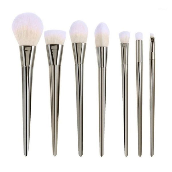 

pcs/set makeup brushes comfortable cosmetic brush professional set portable beauty accessories1