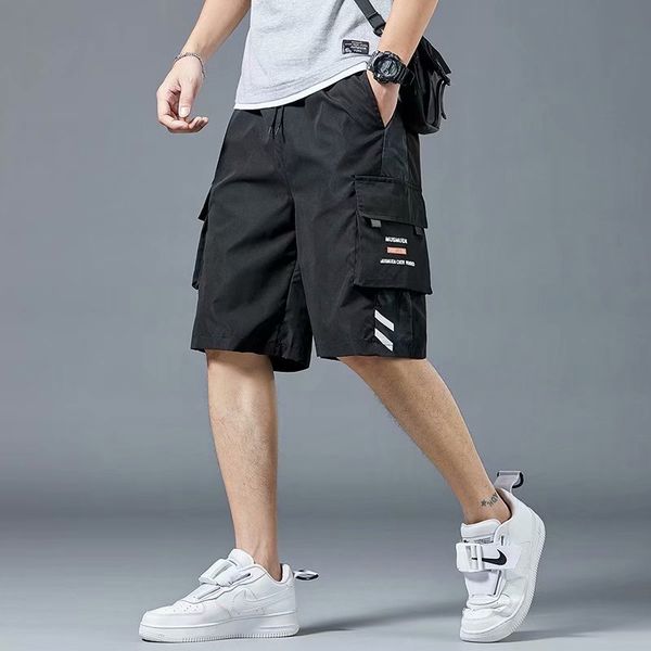 

2021 new summer korean fashion shorts men's pants straight tooling loose pants male youth casual five-point pants workout, Black