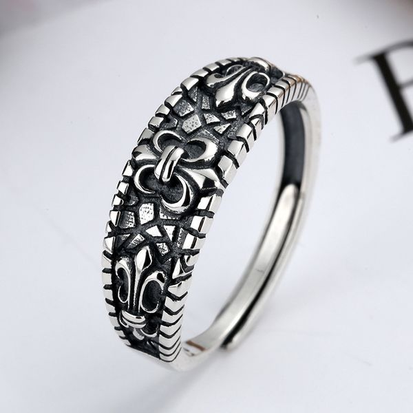 

s925 sterling silver trendsetter croquet cross personalized fashion hip hop punk thai silver old ring, Red;brown