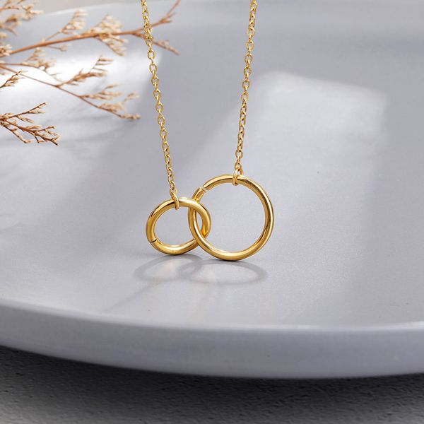 Collana in acciaio inossidabile dorato Design semplice Infinity Collane con ciondolo a doppio cerchio per gioielli da donna