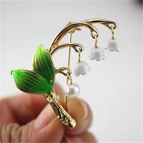 

pins, brooches elegant little lily brooch enamel pin plant for women female banquet prom wedding accessories dress suit coat bag ornaments, Gray