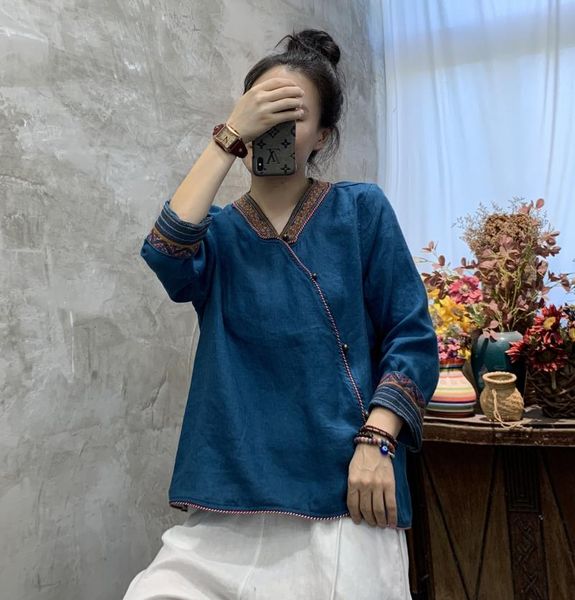 

women's blouses & shirts 2021 autumn shirt women retro casual blouse v-neck oblique placket button embroidery ladies vintage, White