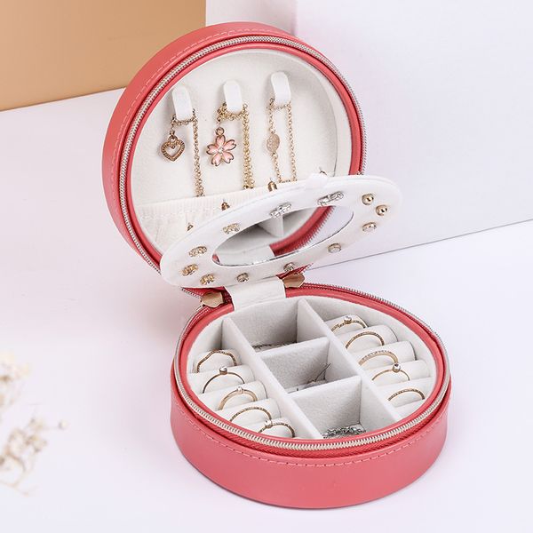 

high grade round portable jewelry box soft pu leather sweet small fresh jewelry holder box, Black;white