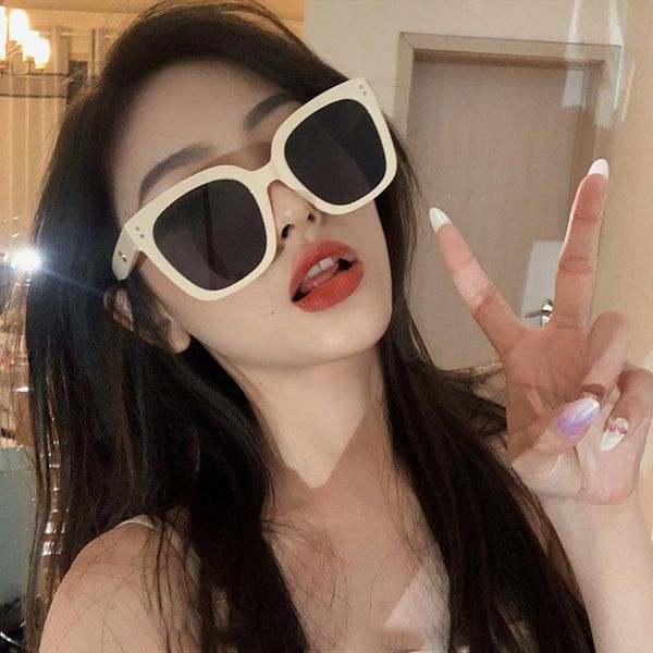 

sunglasses 2021 fashion lady women glasses uv400, White;black