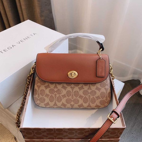 

wholesale bag 21 special cowhide postman's with large capacity luxurys designers bag luxurys designers bag