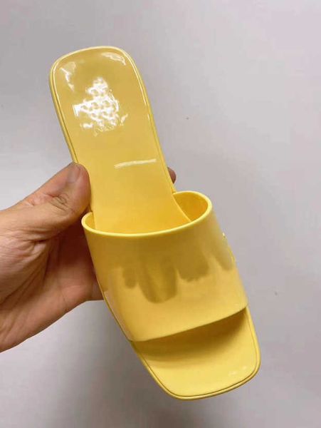 

sandals slipperswomen's wholesale slippers fashion slide light leather slippers summer beach shoes size 35-40luxurys designers zlyzlyzl, Black