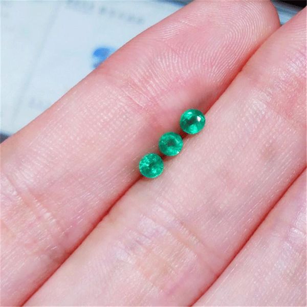 

cluster rings vantj natural emerald loose gemstone 1pcs small round cut customizable diy for silver gold women jewelry random delivery, Golden;silver