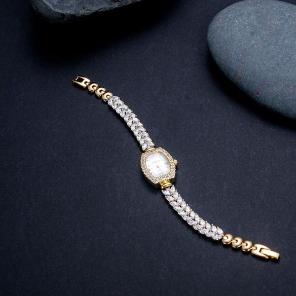 

wristwatches luxury casual waterproof quartz bing diamond zircon women wrist watch starry sky dial ice out stainless steel case, Slivery;brown
