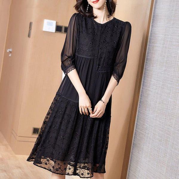 

women's temperament embroidered dress female style is thinner in spring and autumn 2021 a-line skirt casual dresses, Black;gray