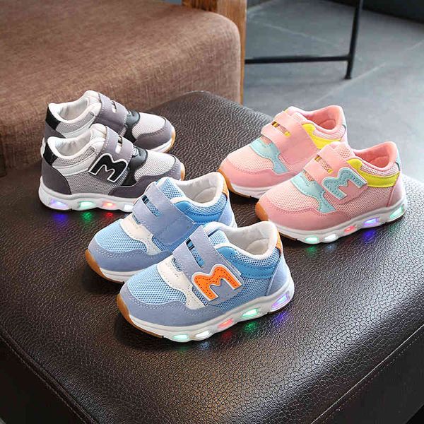 

sports shoes 2021 spring children's korean version with flashing light velcro mesh breathable, Black