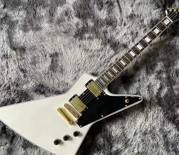 

explorer custom shop electric guitar mahogany with golden hardware