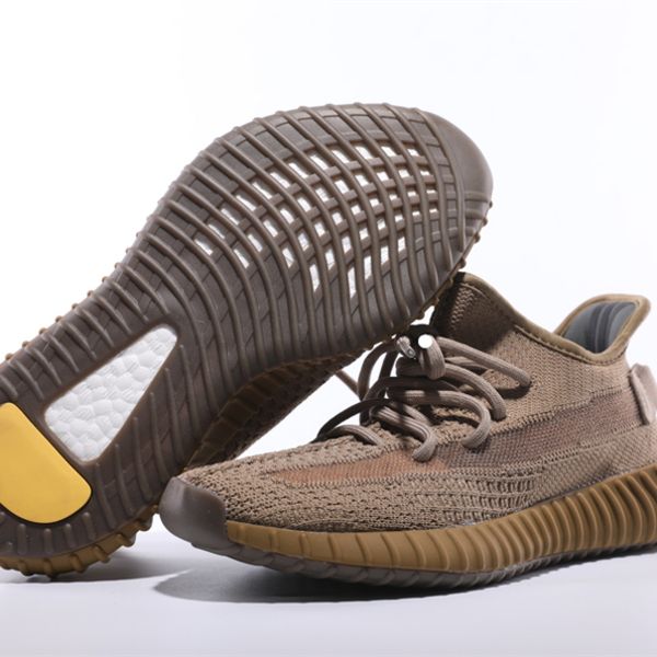 

shoes sneakers yee zy basketbal football soccer slippers static refective grey marsh cinder tail light v2 white black mesh baseball sandal r