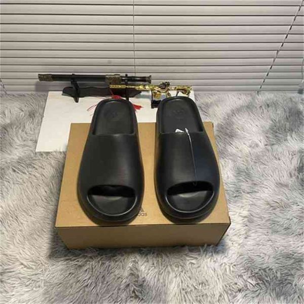 

fashion brand slippers foam men super great quality runner outdoor basketball football soccer sneakers sports sandal leisure gift summer par, Black