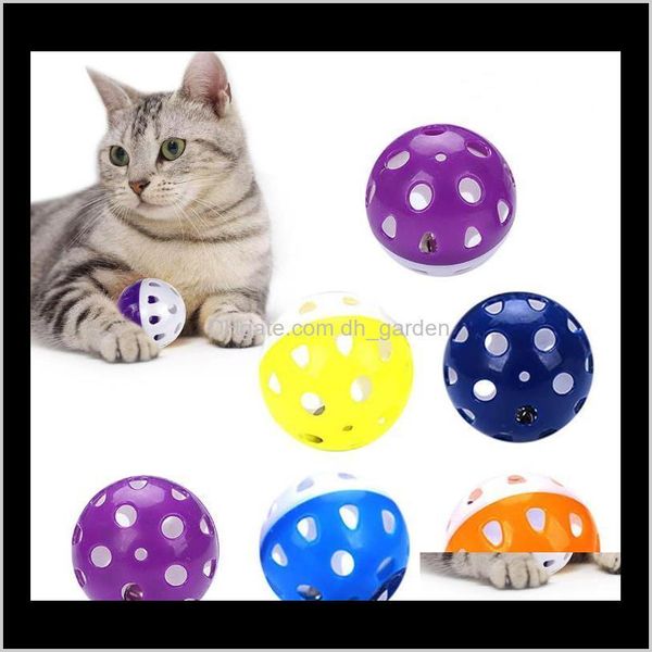 DISTRIMENTO DE GARDENTE HOME HOME GARDEN 2021 Toy Hollow Pet Cat com fofo Bell Voice Pl￡stico Ball Interactive Tinkle Puppy tocando brinquedos SN2402 L