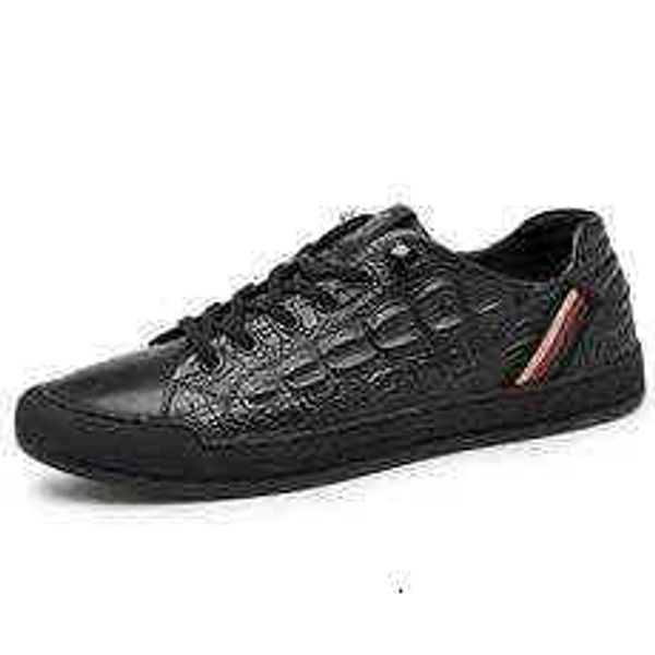 

tangzuo 9921 embossed board shoes, batch , black and white