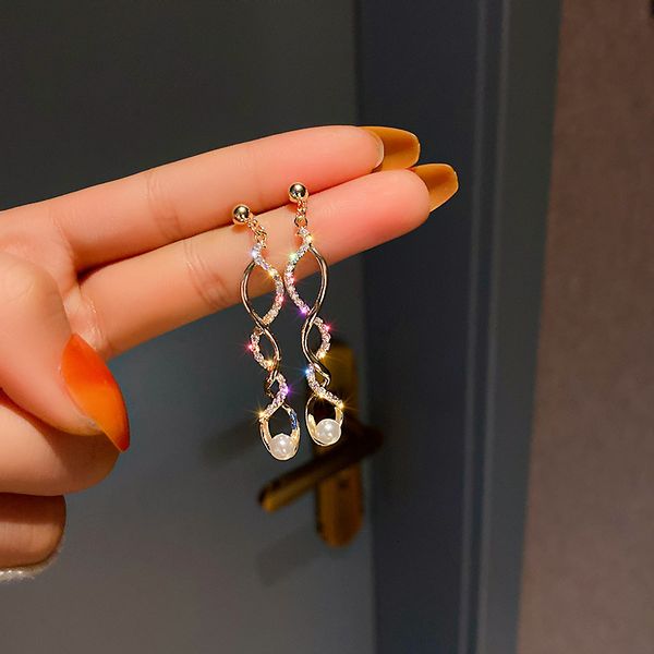 

genuine gold electroplating 925 silver needle spiral cross pearl earrings fashion simple temperament geometric personality ear jewelry femal, Golden;silver