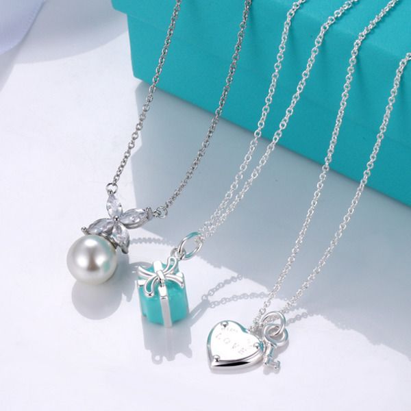 

love key necklace female t gift box peach heart love bow pearl pendant clavicle chain silver fashion jewelry blue necklaces q0803