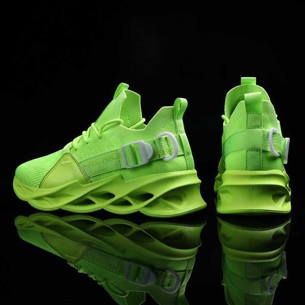 

sneakers men mesh breathable running sneakers outdoor men lightweight soft thick-soled hole basketball shoes sports sneakers 211014, Black;white