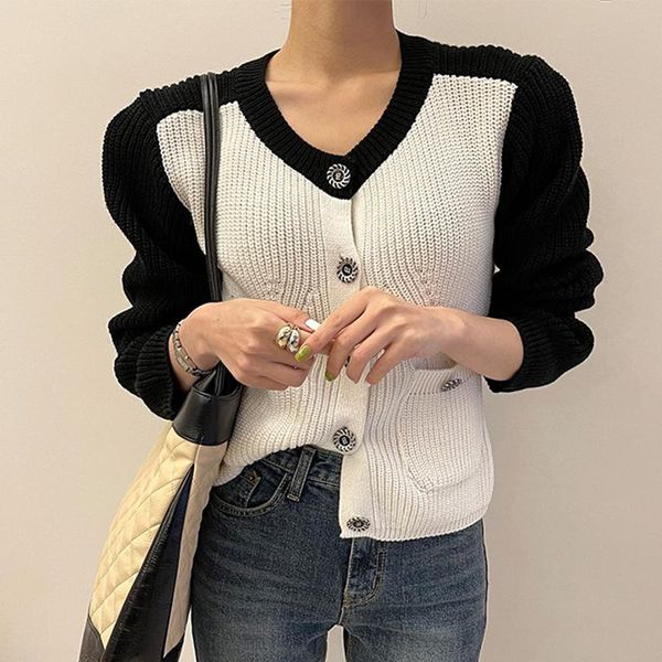 

women's knits & tees korea chic niche wild v-neck hit color loose single-breasted pockets long-sleeved knitted cardigan shirt women, White