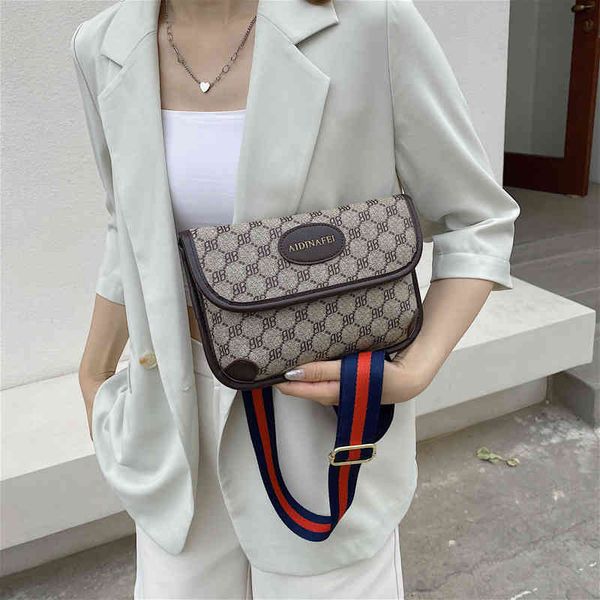 

75% off bag women's bag new wide shoulder strap small square holding envelope sling shoulder messenger