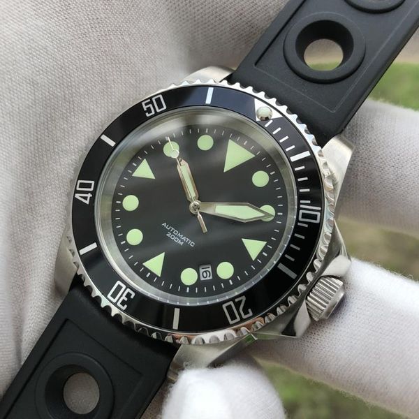 

wristwatches steeldive 41mm diving watch black sterile dial c3 luminous marks 200m water resistance miyota 2115 quartz movement men's r, Slivery;brown