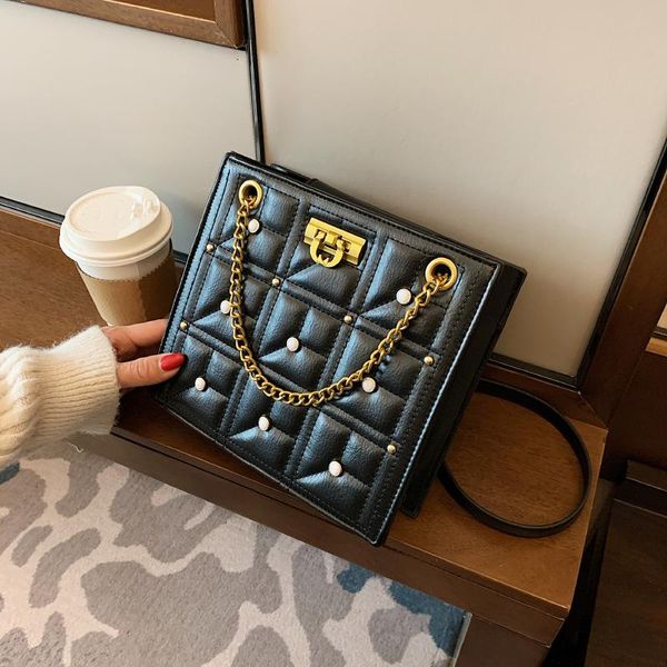 

cross body 2021 autumn and winter fashion embroidery thread chain messenger bag wild ladies one-shoulder small square women